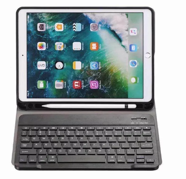 iPad 9.7 5/6 Leather Look Split Bluetooth Keyboard Case with Pen Slot