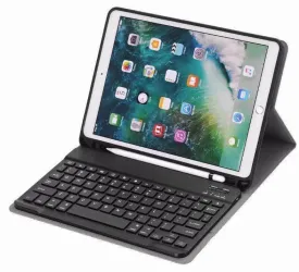 iPad 9.7 5/6 Leather Look Split Bluetooth Keyboard Case with Pen Slot