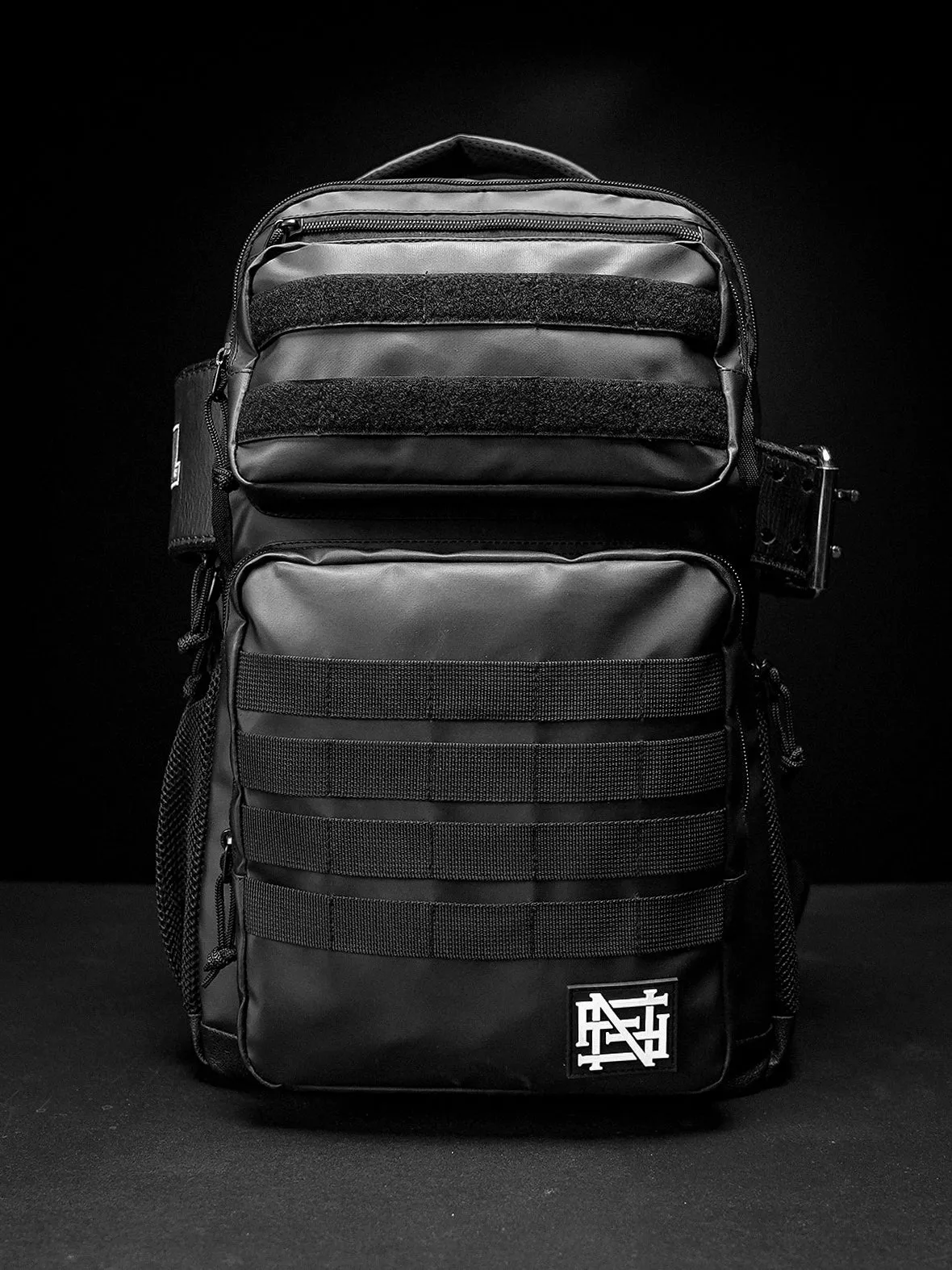 MOMENTUM PRO BACKPACK 32L - BLACK